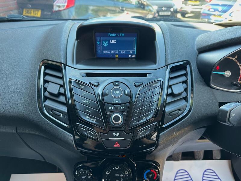 FORD FIESTA