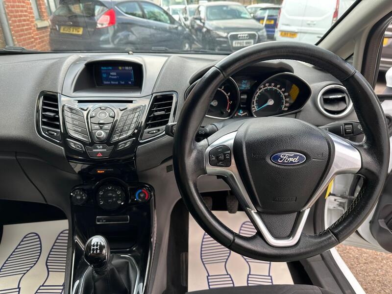 FORD FIESTA