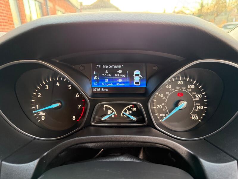 FORD FOCUS