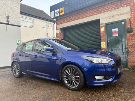 FORD FOCUS