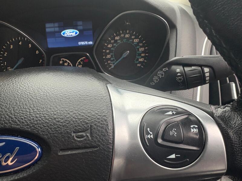FORD FOCUS