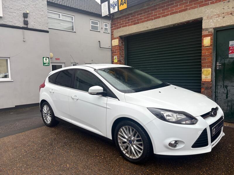 FORD FOCUS