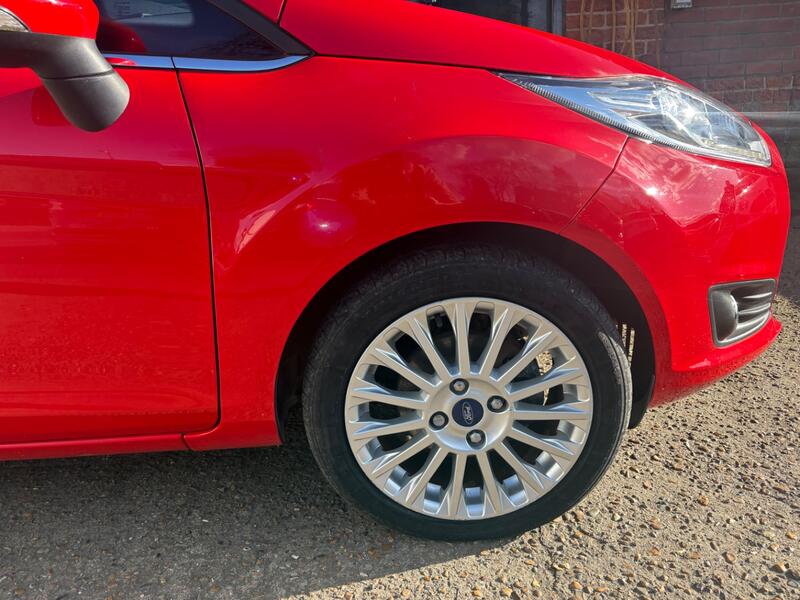 FORD FIESTA